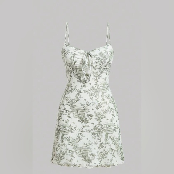Green Floral Mini Dress, Size M, SHEIN - Picture 2 of 3
